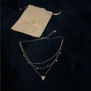 Kendra Scott necklace